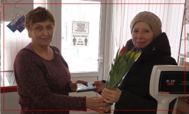 Член Общественной палаты поздравил женщин поселка Новый с праздником