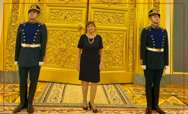 Сегодня 23.12.22 Член ОП Усович ЕМ  приняла участие в праздничном мероприятии, посвящённом празднованию Нового года, которое проходило в Александровском Зале Большого Кремлёвского Дворца