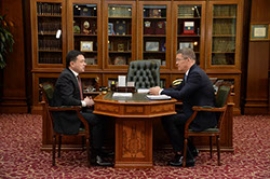 Губернатор Подмосковья поблагодарил главу Красногорска за проделанную работу в 2017 году