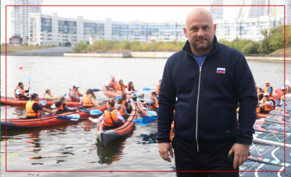 В рамках празднования Дня городского округа Красногорск, состоялся благотворительный фестиваль водных видов спорта “Вода для всех”